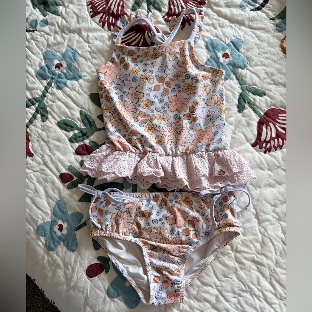Girls floral tankini